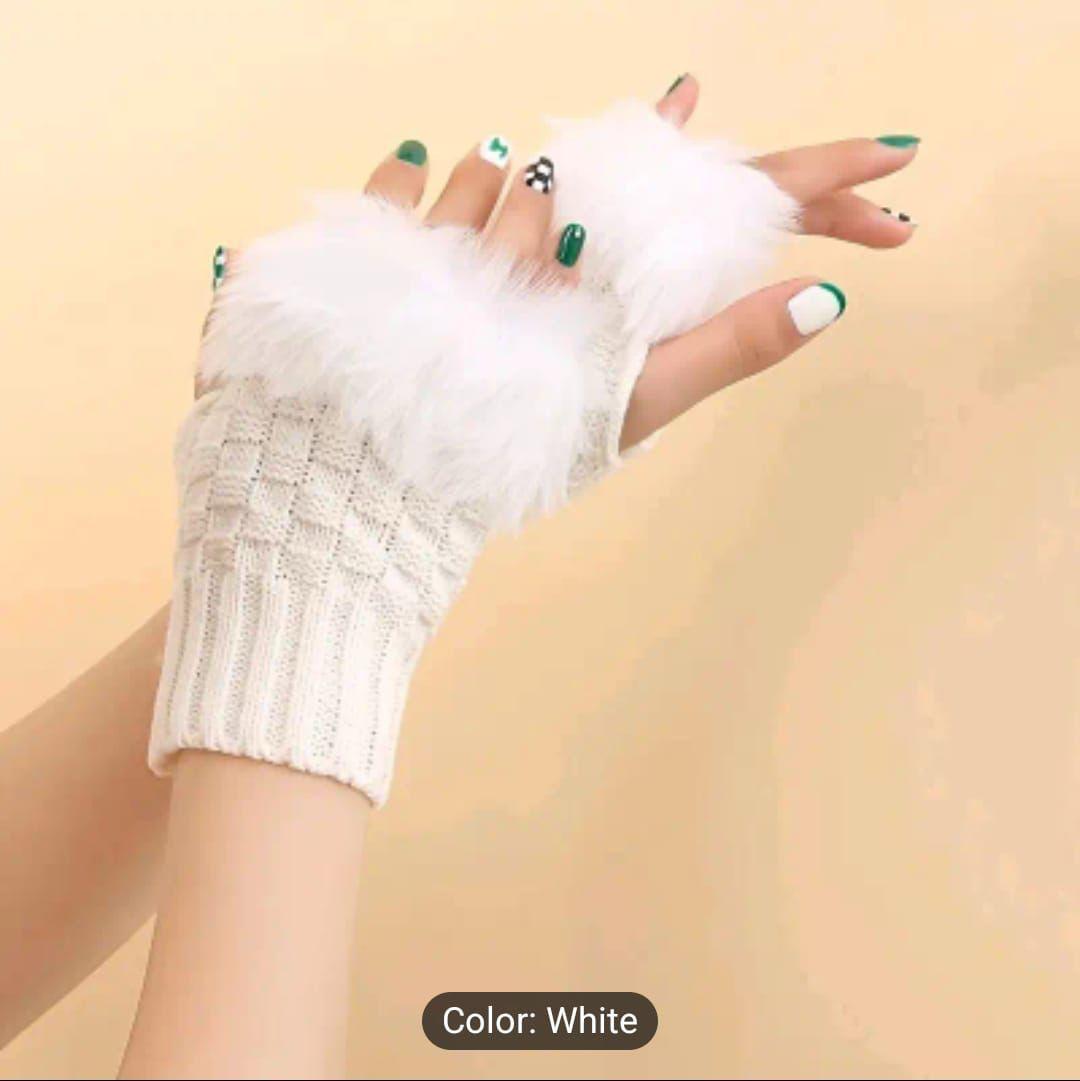 Cozy Multicolor Fur Lined Gloves - 2 Pcs for Women. M